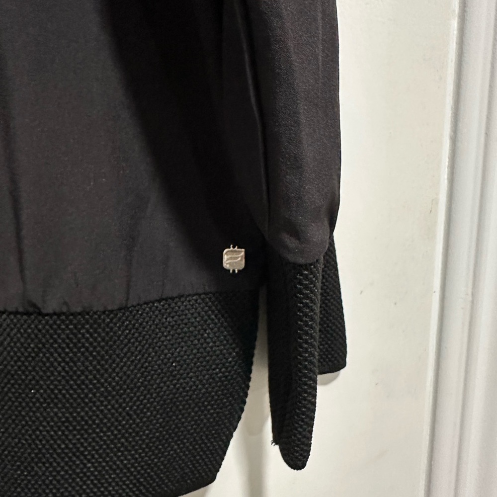 Fabletics Crew Neck ! - image 3